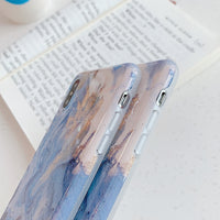 Capa de iPhone com Padrão de Fluído Azul